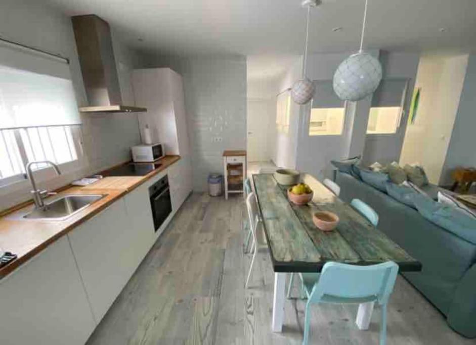 Precioso Apartamento En Конил-де-ла-Фронтера Екстериор снимка