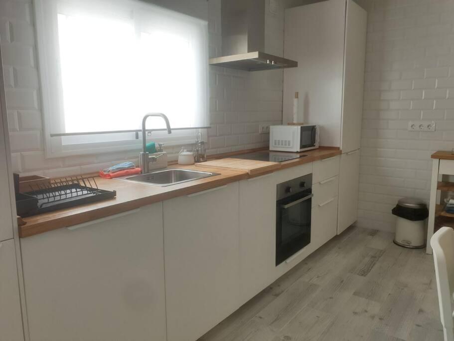 Precioso Apartamento En Конил-де-ла-Фронтера Екстериор снимка